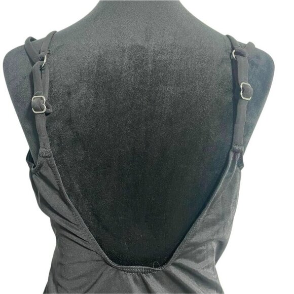 Miraclesuit Size 16  Black One Piece Swimsuit Slimming Flattering Plus Size - Picture 7 of 10